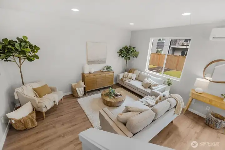 Photographs are for illustrative purposes only. Features, finishes, interior/exterior colors, landscaping and floorplan shown may vary from actual homes built
