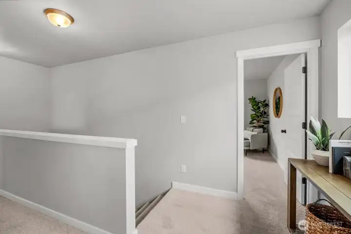 Photographs are for illustrative purposes only. Features, finishes, interior/exterior colors, landscaping and floorplan shown may vary from actual homes built
