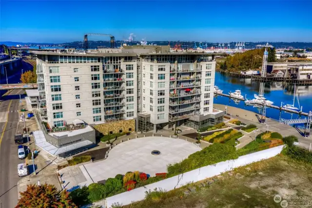 Here is an aerial view of the traffic circle entrance to the Esplanade. Suite 402 is along the Dock Street side of the building, shown on the left.
