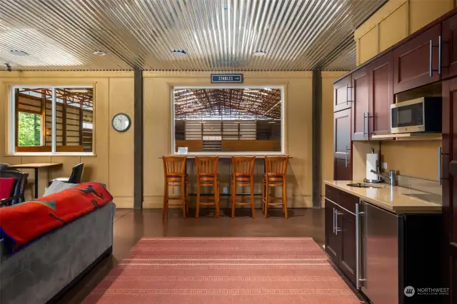Kitchenette in the lobby/viewing area.