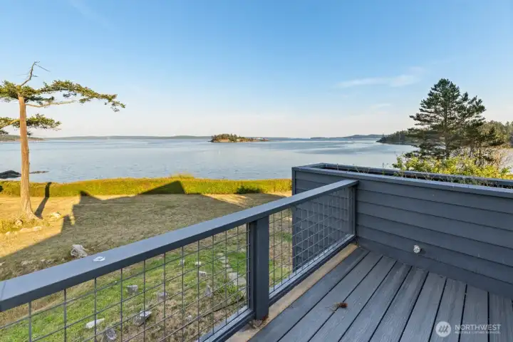 Primary bedroom deck
