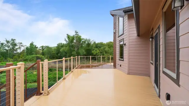 Main floor deck with beautiful views