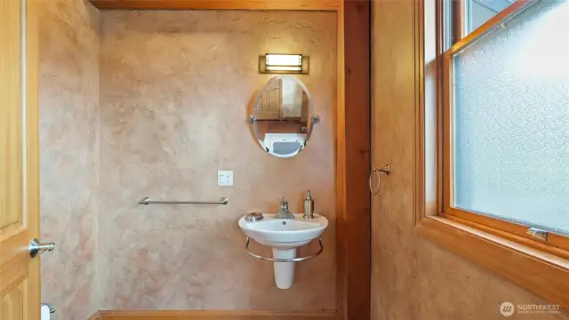Powder room