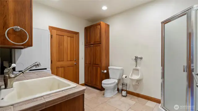 Large Utility room off garage with full bath
