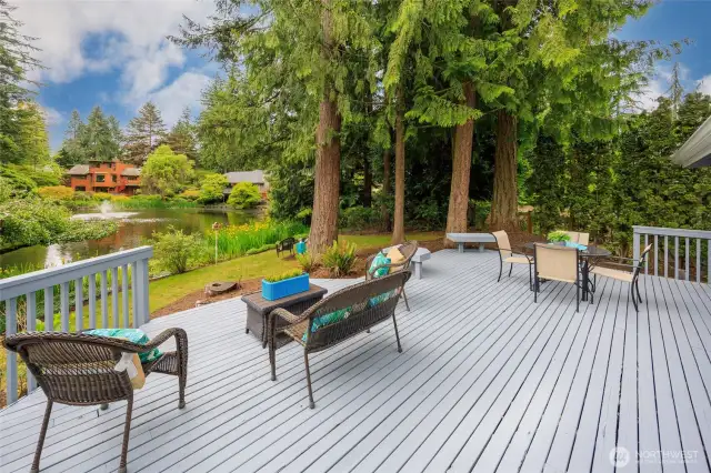 2 Entertaining Decks