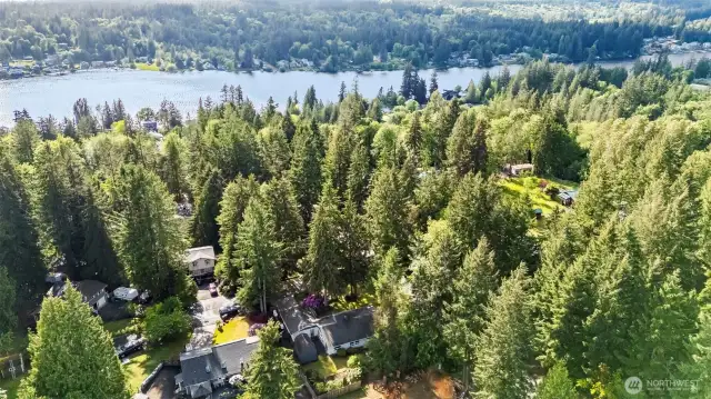 Long Lake is so close by for boating and fishing! There's a park at the north end of the lake for public access.