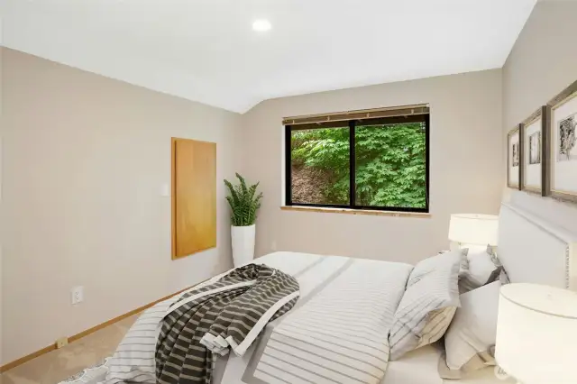 Additional bedroom. Virtually staged.