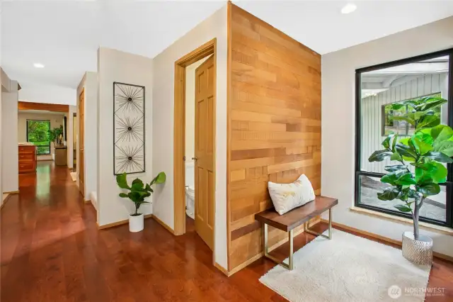 Sitting area for your entry