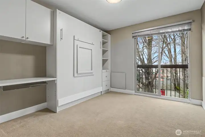 Guest Bedroom/Office