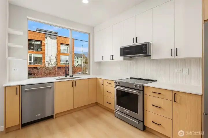 fantastic kitchen flooded with natural light