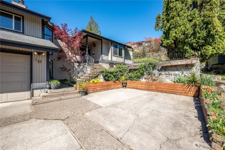 Front Entry & Water Feature