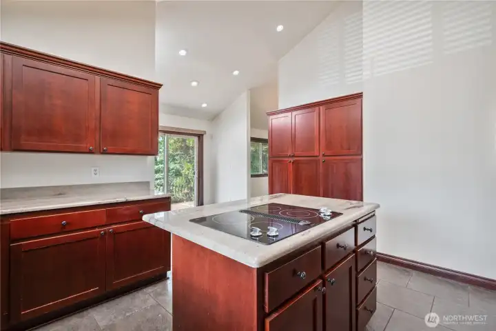 Kitchen W/Granite Countertops Kitchen W/Granite Countertops