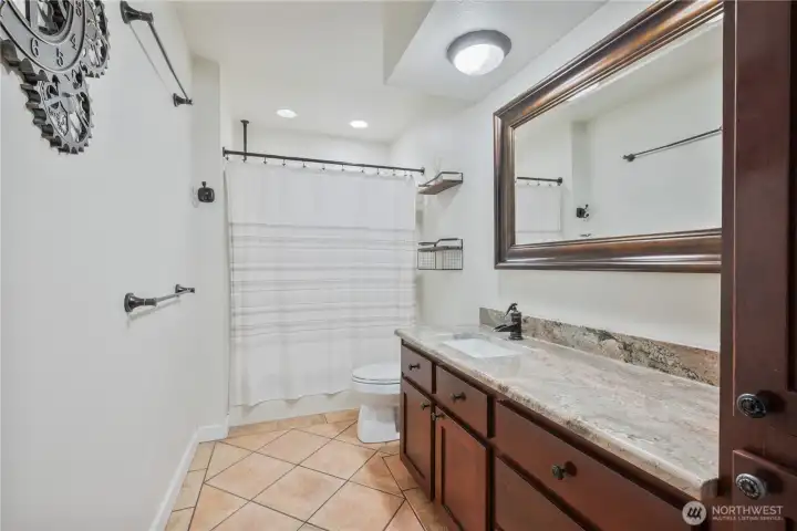 Hall Bath Hall Bath