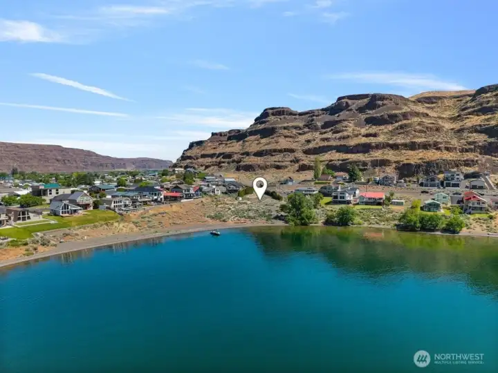 Aerial lookin towards the lot on the Cove Aerial lookin towards the lot on the Cove