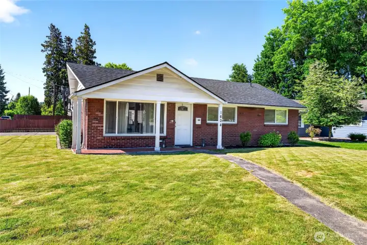 Charming exterior with all the curb appeal!