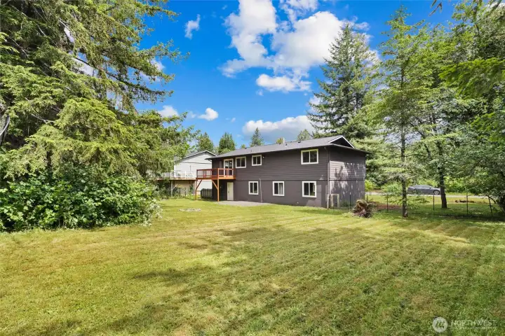Large, flat, fully fenced lot - endless possibilities! Large, flat, fully fenced lot - endless possibilities!
