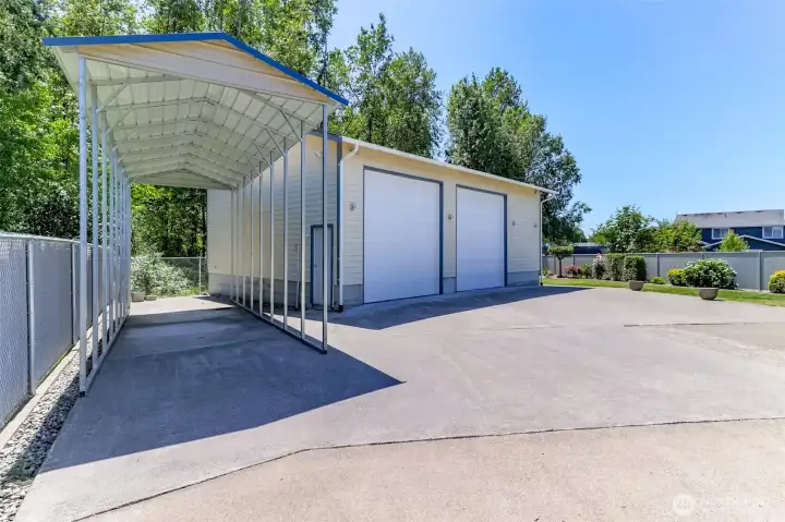 Covered RV, Boat or Trailer parking