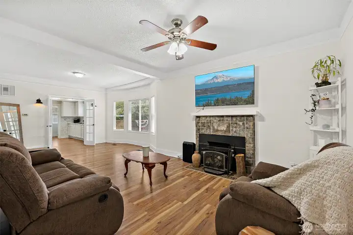 Living room with showing inviting fire place. Living room with showing inviting fire place.