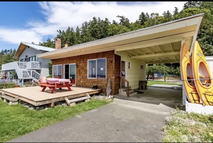 Large breezeway carport