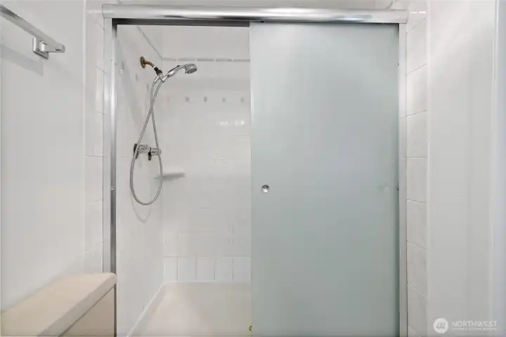 Spacious walk-in shower in the primary bathroom. Spacious walk-in shower in the primary bathroom.