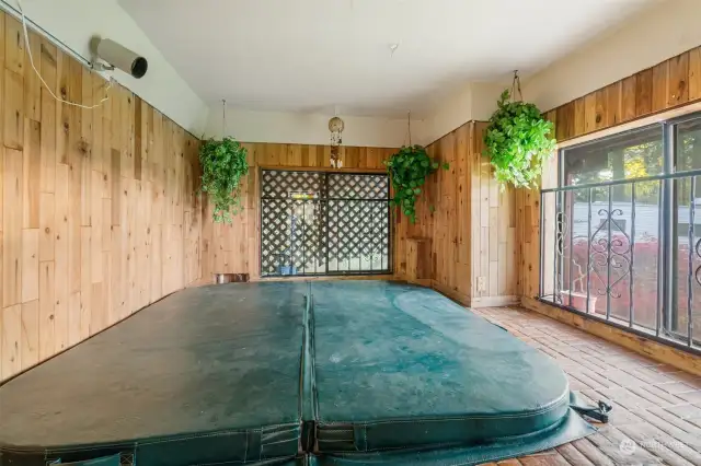 Hot Tub Room