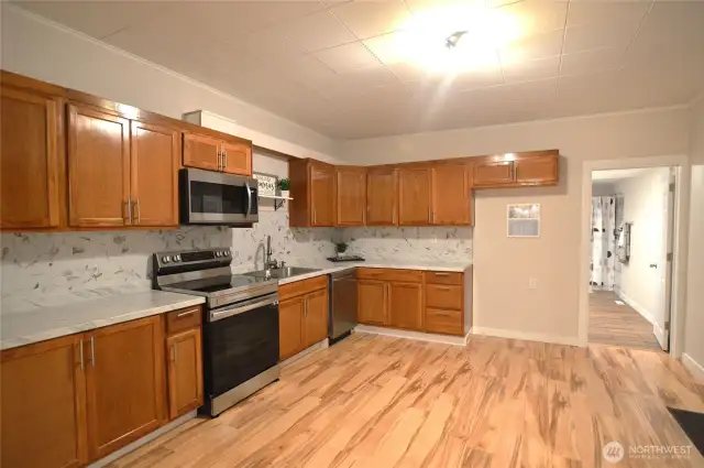 Large kitchen with plenty of cabinets!