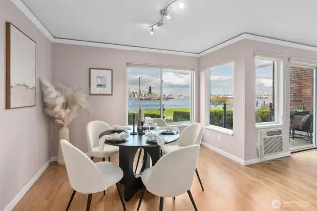 This photo just screams dinner party! Your guests will not stop commenting on the ever-changing view and city lights.