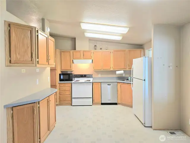 Spacious Kitchen