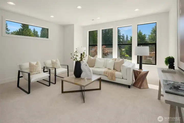 Flexible upper level bonus space