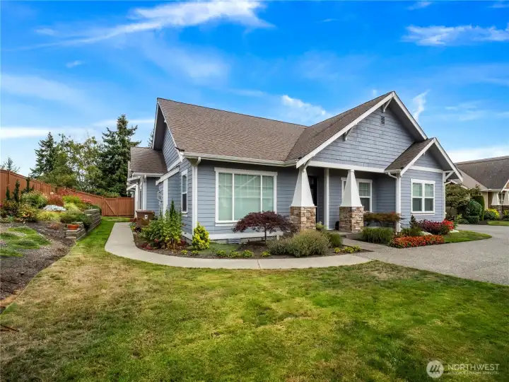 Welcome to Rosemount Place. This rare opportunity is waiting for you if you are a 55+ looking to purchase in a centrally located community in Tacoma.