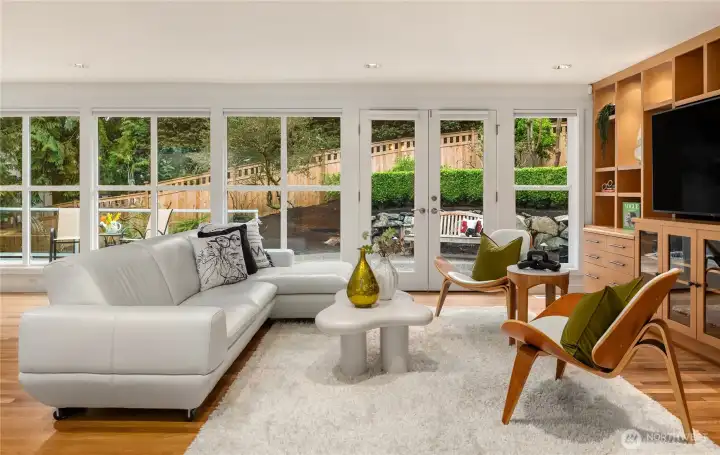 Stunning light filled great room