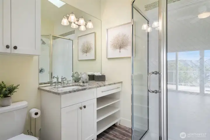 Upper Level 3/4 Bathroom.