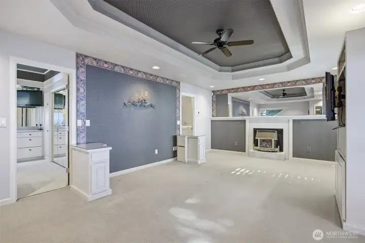 primary bedroom with fireplace & 2 separate bathrooms on suite primary bedroom with fireplace & 2 separate bathrooms on suite