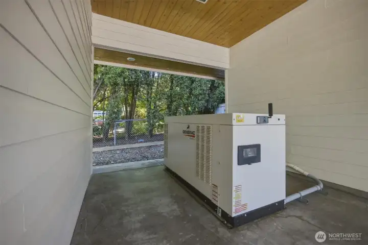 Whole house generator with its own dedicated fuel supply Whole house generator with its own dedicated fuel supply