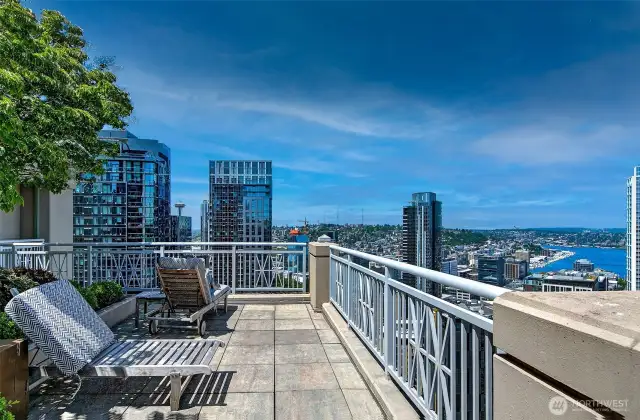 Rooftop relaxing area
