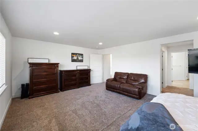 ~Primary Bedroom~