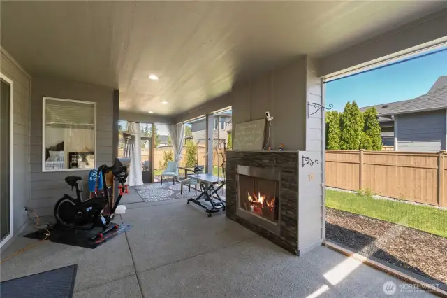 ~Large Covered Patio with Gas Fireplace~