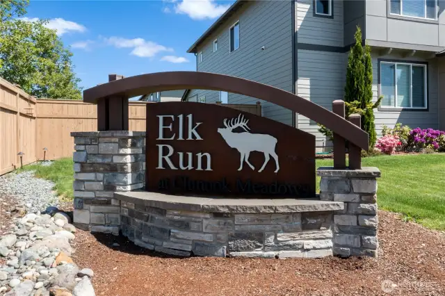 ~Highly Sought After Elk Run Community in Buckley~