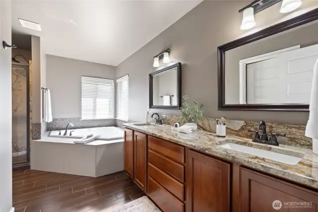 Primary En Suite