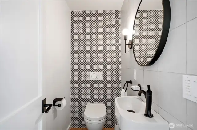 Guest bathroom on the main floor