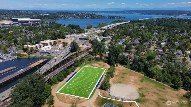 Mountlake Playfield Park, 520 freeway, Lake Washington