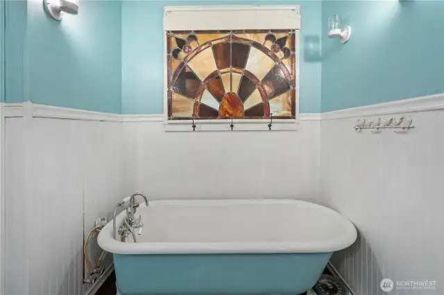 Clawfoot Tub