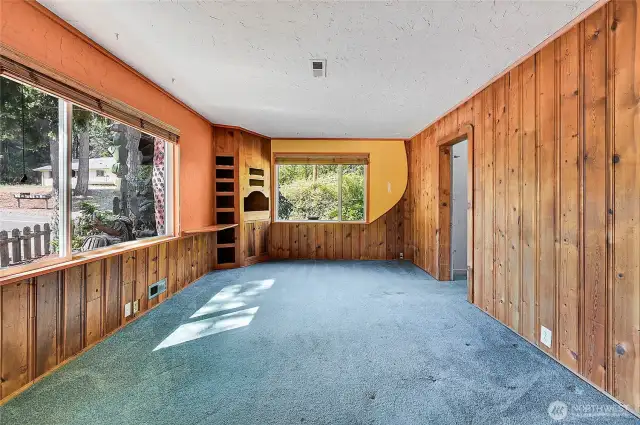Livingroom to Primary