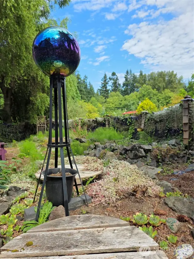Yard & Art