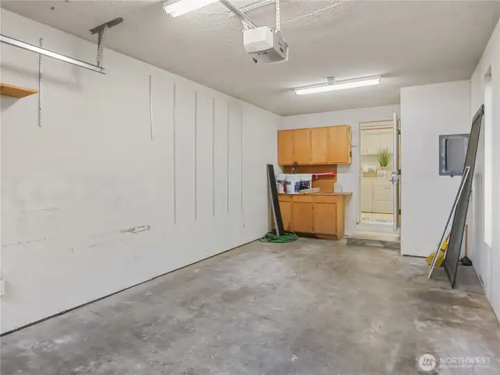 Extra storage/work space in private garage!