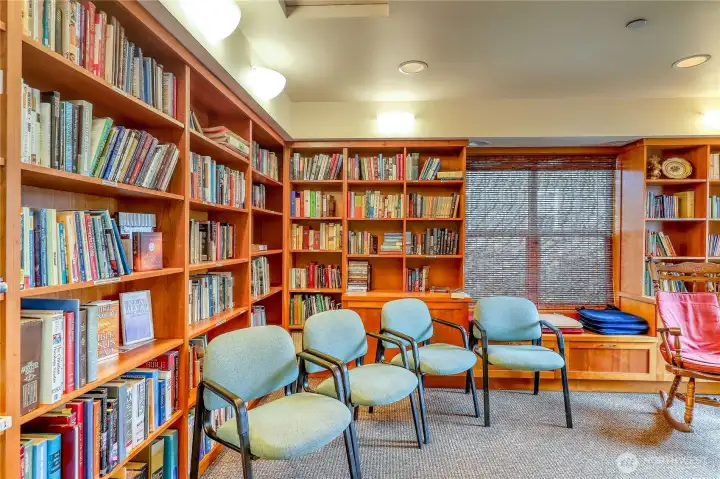 LOVE this amazing library, right here in the common house!