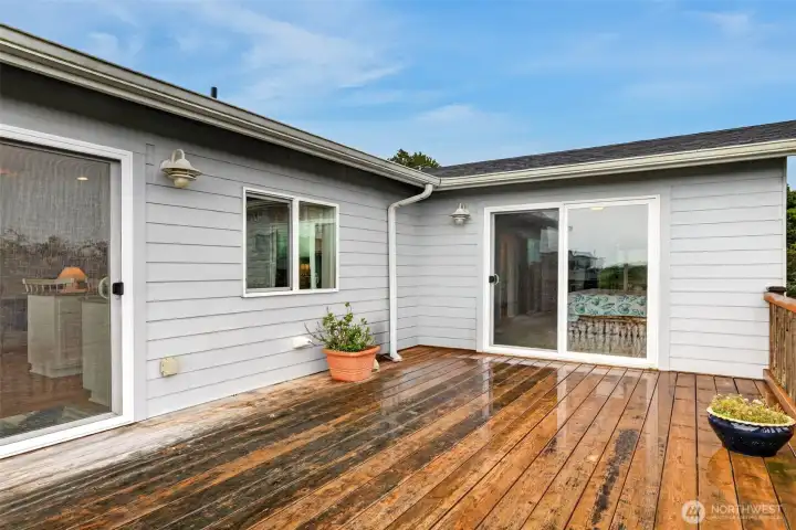 deck off great room & primary bedroom