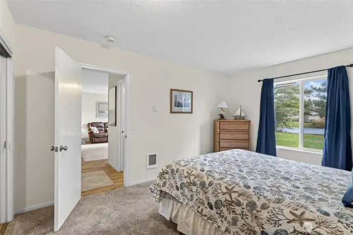 3rd bedroom lower floor