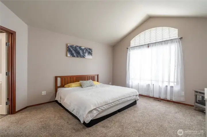 Primary Suite (Upstairs) - Window faces front of home