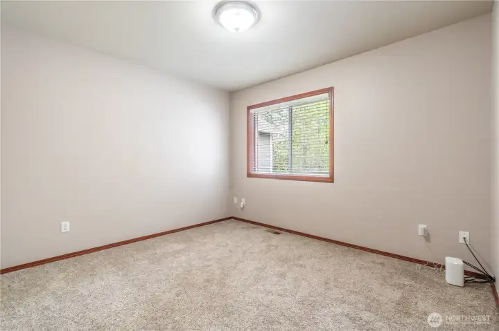 Bedroom #4 (Upstairs)